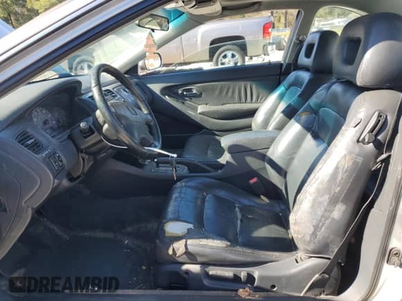 2001 Honda Accord EX with VIN 1HGCG32531A024065, listed as a Copart auction lot 41493535 with 233,650 mi miles and Salvage title. Bid and sale history available at DreamBid. Image 7.