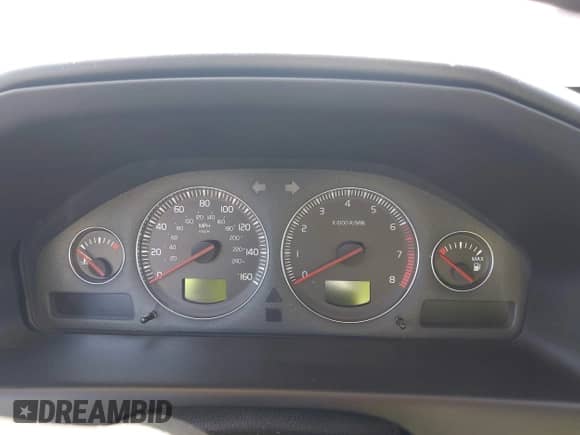 2004 Volvo S60 с VIN YV1RS59VX42392874, выставлен на аукционе IAAI как лот 43054378 с пробегом Не указан миль и . История ставок и продаж доступна на DreamBid. Изображение 7.