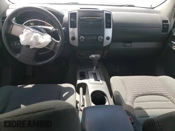 2011 Nissan Frontier SV with VIN 1N6AD0CW1BC400060, listed as a Copart auction lot 64085835 with 186,039 mi miles and Salvage title. Bid and sale history available at DreamBid. Image 8.