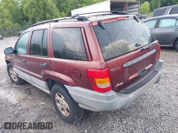 2000 Jeep Grand Cherokee Laredo с VIN 1J4G248S0YC351033, выставлен на аукционе IAAI как лот 42165830 с пробегом 145 351 миль миль и . История ставок и продаж доступна на DreamBid. Изображение 3.