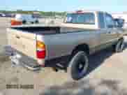 1997 Toyota Tacoma с VIN 4TAWN72N6VZ224434, выставлен на аукционе IAAI как лот 42120000 с пробегом 328 012 миль миль и . История ставок и продаж доступна на DreamBid. Изображение 4.