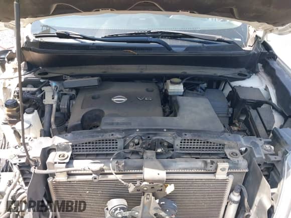 2014 Nissan Pathfinder S z VIN 5N1AR2MN2EC629658, wystawiony jako IAAI lot #42343130 z przebiegiem 189 802 mil mil oraz . Historia ofert i sprzedaży dostępna na DreamBid. Obrazek 10.