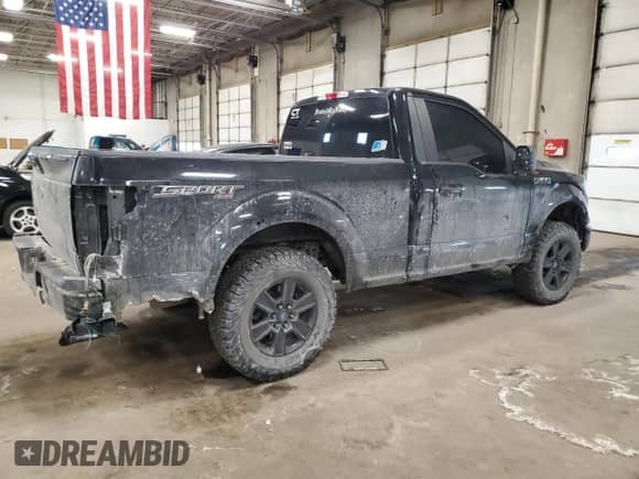 2017 Ford F-150 XL с VIN 1FTMF1EF3HFC68701, выставлен на аукционе Copart как лот 45989805 с пробегом 104 233 миль миль и Списание • Salvage title. История ставок и продаж доступна на DreamBid. Изображение 3.