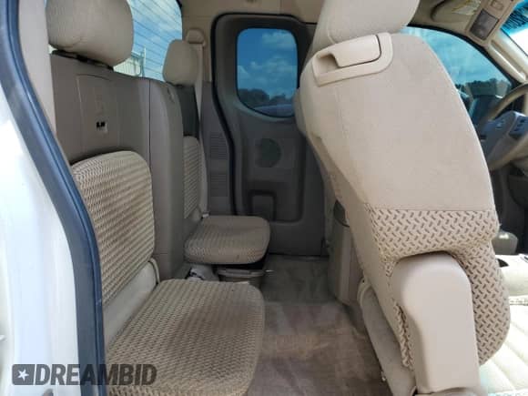 2005 Nissan Frontier SE with VIN 1N6AD06W35C461426, listed as a Copart auction lot 84188205 with 225,356 mi miles and Salvage title. Bid and sale history available at DreamBid. Image 10.