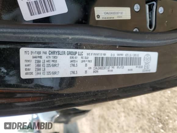 2014 Jeep Compass Sport с VIN 1C4NJDAB2ED871167, выставлен на аукционе Copart как лот 60557625 с пробегом 134 133 миль миль и Списание • Salvage title. История ставок и продаж доступна на DreamBid. Изображение 14.