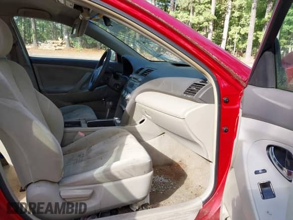 2007 Toyota Camry CE с VIN 4T1BE46K27U006441, выставлен на аукционе IAAI как лот 43368734 с пробегом Не указан миль и . История ставок и продаж доступна на DreamBid. Изображение 5.