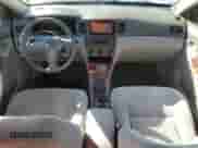 2005 Toyota Corolla LE с VIN 1NXBR32E35Z453940, выставлен на аукционе Copart как лот 82248645 с пробегом 206 990 миль миль и Списание • Salvage title. История ставок и продаж доступна на DreamBid. Изображение 8.