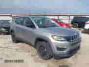 2020 Jeep Compass Sport z VIN 3C4NJDAB4LT256661, wystawiony jako IAAI lot #43300392 z przebiegiem 80 177 mil mil oraz . Historia ofert i sprzedaży dostępna na DreamBid. Obrazek 1.