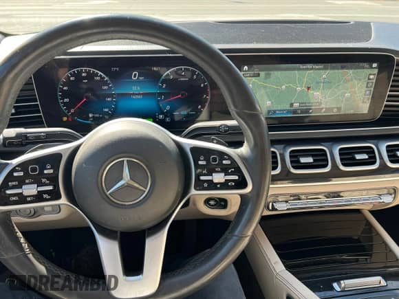 2020 Mercedes-Benz GLS 450 z VIN 4JGFF5KE7LA220129, wystawiony jako Copart lot #85946705 z przebiegiem 163 562 mil mil oraz Czysty tytuł • Clean title. Historia ofert i sprzedaży dostępna na DreamBid. Obrazek 7.