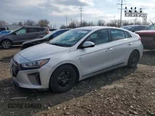 2018 Hyundai Ioniq SEL с VIN KMHC75LC1JU060130, выставлен на аукционе Copart как лот 48997114 с пробегом 97 918 миль миль и . История ставок и продаж доступна на DreamBid. Изображение 1.