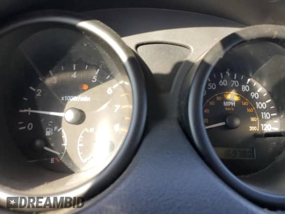 2006 Chevrolet Aveo LS z VIN KL1TD56696B662643, wystawiony jako Copart lot #82846974 z przebiegiem 169 780 mil mil oraz Czysty tytuł • Clean title. Historia ofert i sprzedaży dostępna na DreamBid. Obrazek 9.