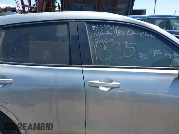 2025 Honda HR-V LX с VIN 3CZRZ1H37SM711335, выставлен на аукционе IAAI как лот 42934011 с пробегом Не указан миль и . История ставок и продаж доступна на DreamBid. Изображение 13.