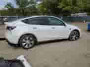 2021 Tesla Model Y Long Range z VIN 5YJYGDEE8MF298797, wystawiony jako Copart lot #81093005 z przebiegiem 54 687 mil mil oraz Szkoda całkowita • Salvage title. Historia ofert i sprzedaży dostępna na DreamBid. Obrazek 3.