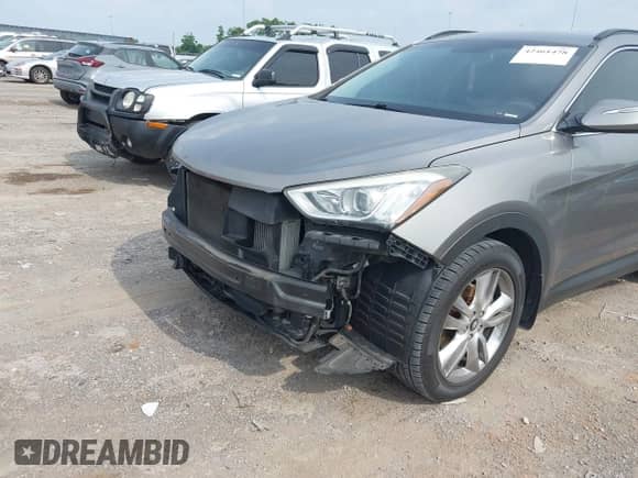 2013 Hyundai Santa Fe Sport with VIN 5XYZU3LA8DG072758, listed as a IAAI auction lot 42461478 with 155,008 mi miles and . Bid and sale history available at DreamBid. Image 6.