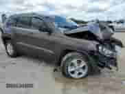 2017 Jeep Grand Cherokee Altitude z VIN 1C4RJEAG2HC943983, wystawiony jako Copart lot #56625915 z przebiegiem Nie podano mil oraz Szkoda całkowita • Salvage title. Historia ofert i sprzedaży dostępna na DreamBid. Obrazek 4.