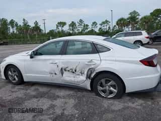 2023 Hyundai Sonata SE with VIN KMHL24JA4PA258737, listed as a IAAI auction lot 43164160 with 78,621 mi miles and . Bid and sale history available at DreamBid. Image 6.