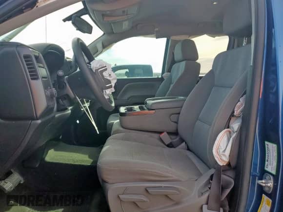 2017 GMC Sierra 1500 z VIN 1GTR1LEC1HZ128196, wystawiony jako Copart lot #49465835 z przebiegiem 91 796 mil mil oraz Czysty tytuł • Clean title. Historia ofert i sprzedaży dostępna na DreamBid. Obrazek 7.