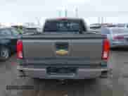 2017 Chevrolet Silverado 1500 LTZ z VIN 3GCUKSEC7HG216249, wystawiony jako IAAI lot #41637379 z przebiegiem 131 866 mil mil oraz . Historia ofert i sprzedaży dostępna na DreamBid. Obrazek 16.