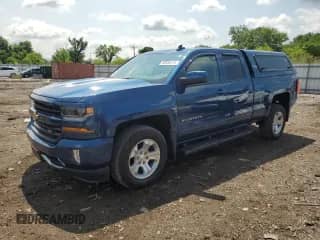 2017 Chevrolet Silverado 1500 LT with VIN 1GCVKREH4HZ115582, listed as a Copart auction lot 60926015 with 45,920 mi miles and Salvage title. Bid and sale history available at DreamBid. Image 1.