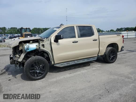 2022 Chevrolet Silverado 1500 Custom Trail Boss с VIN 3GCPDCEK8NG566831, выставлен на аукционе Copart как лот 57163985 с пробегом 112 468 миль миль и Списание • Salvage title. История ставок и продаж доступна на DreamBid. Изображение 1.