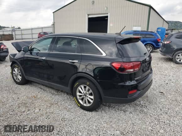 2020 Kia Sorento LX z VIN 5XYPG4A52LG622528, wystawiony jako Copart lot #81673125 z przebiegiem Nie podano mil oraz Szkoda całkowita • Salvage title. Historia ofert i sprzedaży dostępna na DreamBid. Obrazek 2.