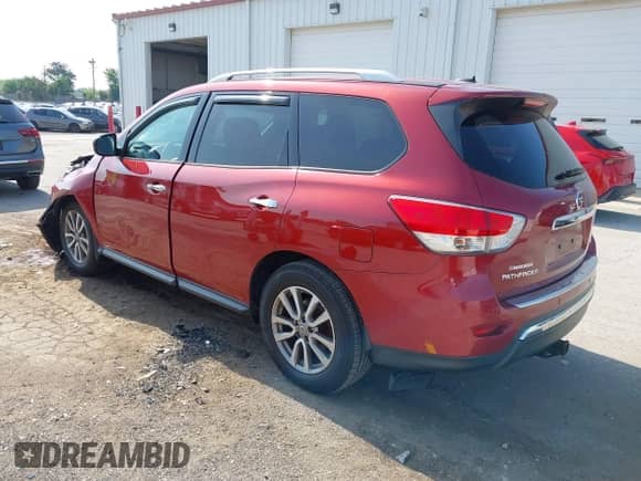 2015 Nissan Pathfinder SV с VIN 5N1AR2MN2FC658532, выставлен на аукционе IAAI как лот 42728097 с пробегом 122 023 миль миль и . История ставок и продаж доступна на DreamBid. Изображение 3.