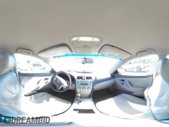 2007 Toyota Camry CE z VIN 4T1BE46K57U514953, wystawiony jako Copart lot #70190895 z przebiegiem Nie podano mil oraz Szkoda całkowita • Salvage title. Historia ofert i sprzedaży dostępna na DreamBid. Obrazek 15.