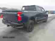 2022 Chevrolet Silverado 1500 LT Trail Boss z VIN 1GCPYFED7NZ188749, wystawiony jako IAAI lot #41905503 z przebiegiem 49 383 mil mil oraz . Historia ofert i sprzedaży dostępna na DreamBid. Obrazek 4.