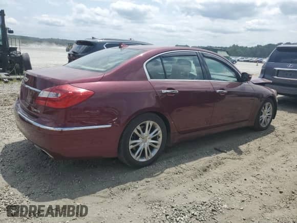 2013 Hyundai Genesis 3.8L z VIN KMHGC4DD7DU221907, wystawiony jako Copart lot #68368624 z przebiegiem 118 708 mil mil oraz Czysty tytuł • Clean title. Historia ofert i sprzedaży dostępna na DreamBid. Obrazek 3.