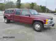 1996 Chevrolet Silverado 3500 with VIN 1GCHC33J4TF013660, listed as a Copart auction lot 49332785 with 104,424 mi miles and Clean title. Bid and sale history available at DreamBid. Image 4.