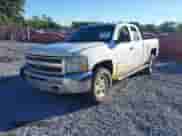 2012 Chevrolet Silverado 1500 LT z VIN 1GCRKSE71CZ282460, wystawiony jako IAAI lot #43475158 z przebiegiem 250 024 mil mil oraz . Historia ofert i sprzedaży dostępna na DreamBid. Obrazek 2.