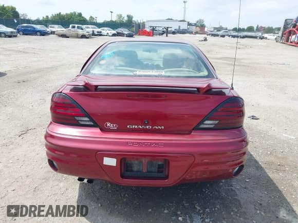 2001 Pontiac Grand Am SE1 с VIN 1G2NF52E71M677961, выставлен на аукционе IAAI как лот 42975753 с пробегом 139 143 миль миль и . История ставок и продаж доступна на DreamBid. Изображение 16.