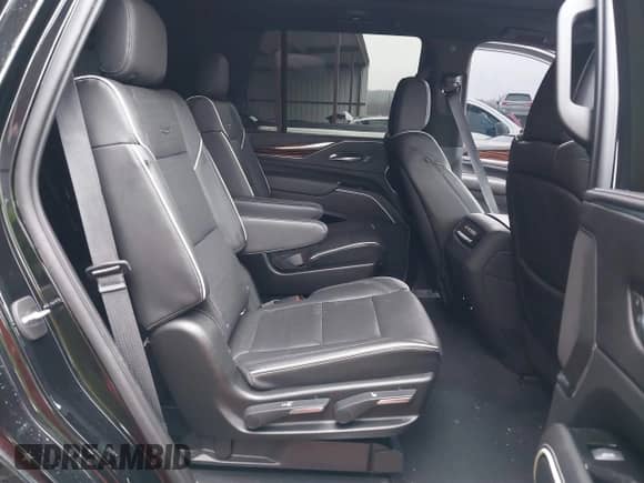 2021 Cadillac Escalade Premium Luxury with VIN 1GYS4BKL9MR247531, listed as a IAAI auction lot 41395941 with 69,650 mi miles and . Bid and sale history available at DreamBid. Image 8.