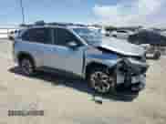 2025 Subaru Forester Premium z VIN JF2SLDDC7SH539958, wystawiony jako Copart lot #69612185 z przebiegiem Nie podano mil oraz Szkoda całkowita • Salvage title. Historia ofert i sprzedaży dostępna na DreamBid. Obrazek 4.