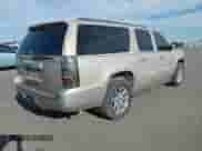 2008 Chevrolet Suburban 3LT с VIN 1GNFC16J28J230577, выставлен на аукционе IAAI как лот 42323123 с пробегом Не указан миль и . История ставок и продаж доступна на DreamBid. Изображение 4.