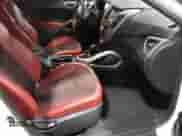 2012 Hyundai Veloster w/Black Int z VIN KMHTC6AD3CU080878, wystawiony jako IAAI lot #42377636 z przebiegiem 152 430 mil mil oraz . Historia ofert i sprzedaży dostępna na DreamBid. Obrazek 5.