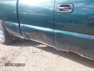 2007 Chevrolet Silverado 1500 LT1 z VIN 1GCEC19X87Z152939, wystawiony jako IAAI lot #43420956 z przebiegiem 113 116 mil mil oraz . Historia ofert i sprzedaży dostępna na DreamBid. Obrazek 6.