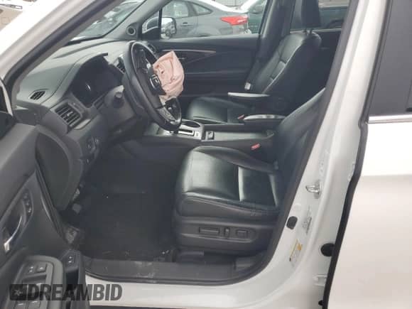 2020 Honda Pilot EX-L z VIN 5FNYF6H50LB060421, wystawiony jako Copart lot #80111525 z przebiegiem 58 305 mil mil oraz Szkoda całkowita • Salvage title. Historia ofert i sprzedaży dostępna na DreamBid. Obrazek 7.