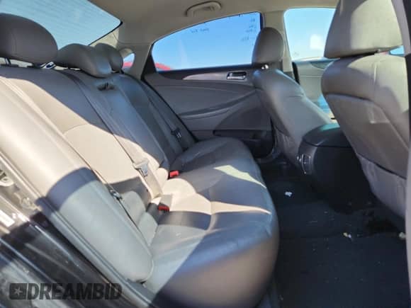 2013 Hyundai Sonata Limited с VIN KMHEC4A47DA100646, выставлен на аукционе Copart как лот 80684105 с пробегом Не указан миль и Списание • Salvage title. История ставок и продаж доступна на DreamBid. Изображение 10.