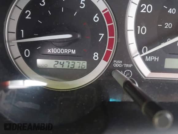 2004 Toyota Sienna XLE z VIN 5TDBA22C04S001869, wystawiony jako IAAI lot #43166152 z przebiegiem 247 376 mil mil oraz . Historia ofert i sprzedaży dostępna na DreamBid. Obrazek 7.