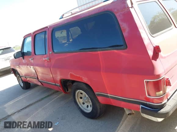 1991 Chevrolet Suburban с VIN 1GBER16K6MF150258, выставлен на аукционе IAAI как лот 42792930 с пробегом 172 197 миль миль и . История ставок и продаж доступна на DreamBid. Изображение 15.