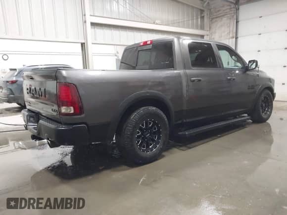 2016 Ram 1500 Rebel z VIN 1C6RR7YT2GS216684, wystawiony jako IAAI lot #41892815 z przebiegiem 79 648 mil mil oraz . Historia ofert i sprzedaży dostępna na DreamBid. Obrazek 4.