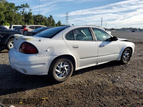 2004 Pontiac Grand Am SE с VIN 1G2NE52F04M529943, выставлен на аукционе Copart как лот 81344905 с пробегом 197 279 миль миль и Списание • Salvage title. История ставок и продаж доступна на DreamBid. Изображение 3.