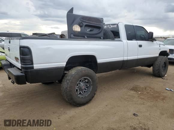 2002 Dodge 3500 with VIN 1B7MF33601J519613, listed as a Copart auction lot 76549484 with 192,593 mi miles and Non repairable. Bid and sale history available at DreamBid. Image 3.