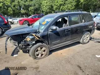 2014 Jeep Compass Sport с VIN 1C4NJCBA9ED573621, выставлен на аукционе Copart как лот 71227895 с пробегом Не указан миль и Списание • Salvage title. История ставок и продаж доступна на DreamBid. Изображение 1.