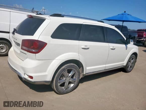2017 Dodge Journey Crossroad Plus with VIN 3C4PDCGB5HT698518, listed as a Copart auction lot 68512745 with 137,473 mi miles and Salvage title. Bid and sale history available at DreamBid. Image 3.