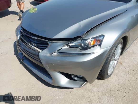 2016 Lexus IS 200t with VIN JTHBA1D2XG5013938, listed as a IAAI auction lot 42510486 with 76,357 mi miles and . Bid and sale history available at DreamBid. Image 6.