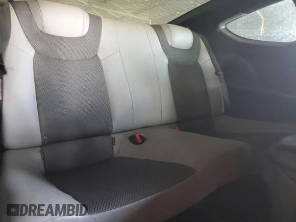 2013 Hyundai Genesis Coupe R-Spec с VIN KMHHT6KD4DU083407, выставлен на аукционе Copart как лот 51277785 с пробегом 164 574 миль миль и Списание • Salvage title. История ставок и продаж доступна на DreamBid. Изображение 10.