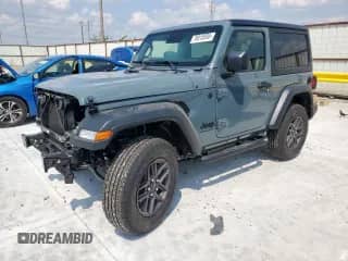 2025 Jeep Wrangler Sport с VIN 1C4PJXAN9SW616892, выставлен на аукционе Copart как лот 70810595 с пробегом 313 миль миль и Списание • Salvage title. История ставок и продаж доступна на DreamBid. Изображение 1.