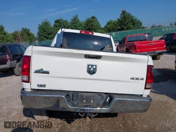 2015 Ram 1500 Express with VIN 1C6RR7KT9FS543820, listed as a IAAI auction lot 42987306 with 171,327 mi miles and . Bid and sale history available at DreamBid. Image 17.